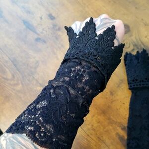 Black Lace Net Mesh Arm Cuff